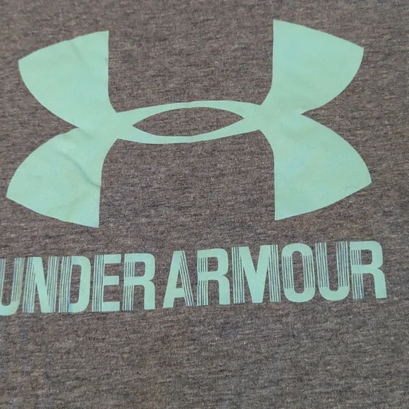 Under Armour small T-shirt - Picture 2 of 5